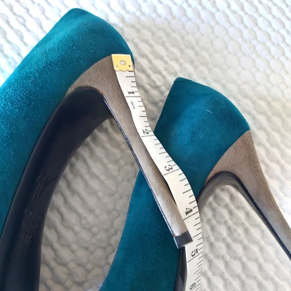 Giuseppe Zanotti Suede Platform Pumps - Picture 10 of 15